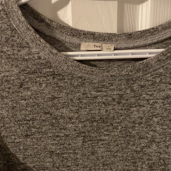 TNA long sleeve shirt - Picture 2 of 2